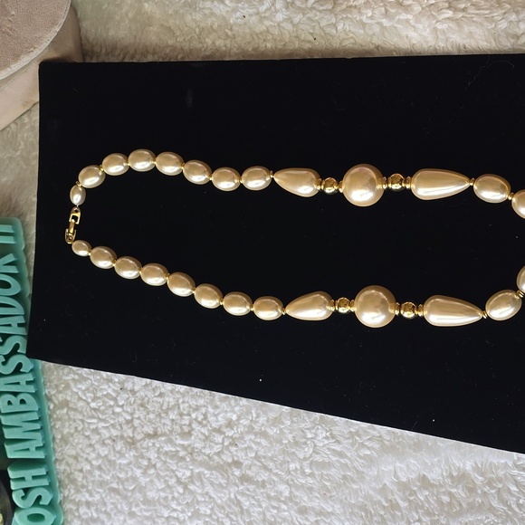 Napier Ivory Pearl Colored  Necklace - Picture 5 of 13